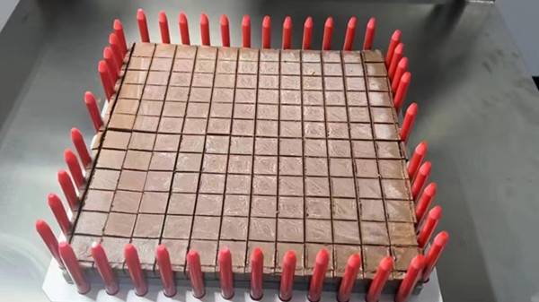 巧克力的超声波切割 - 超声波切割系统 - 驰飞超声波切割机